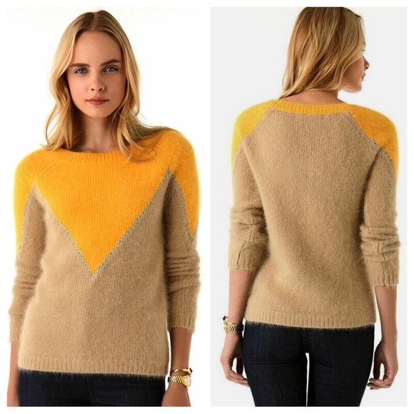 Juicy Couture 💛 Angora Sweater in Yellow & Tan Size M